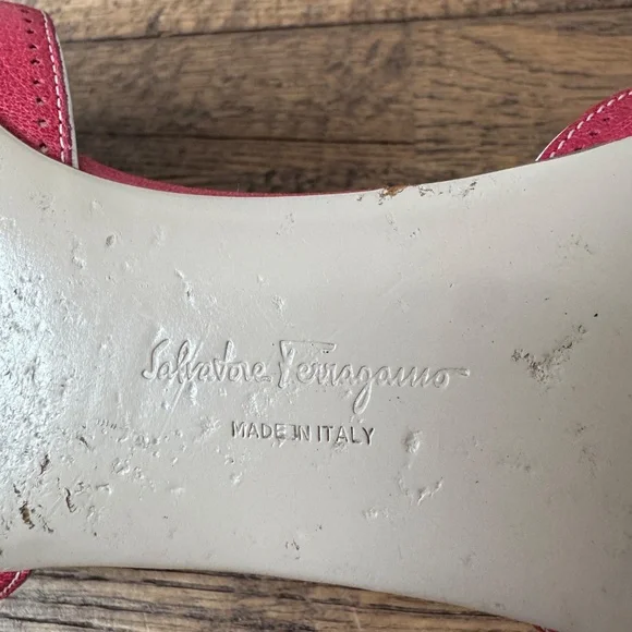 Salvatore Ferragamo D'Orsay Leather Lasercut Flats Women's Size 9.5 B S - Picture 9 of 9